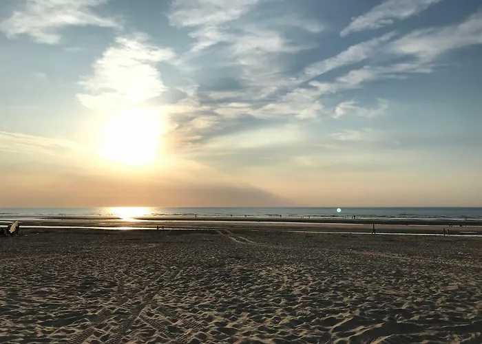 Le Beau Coin De Panne